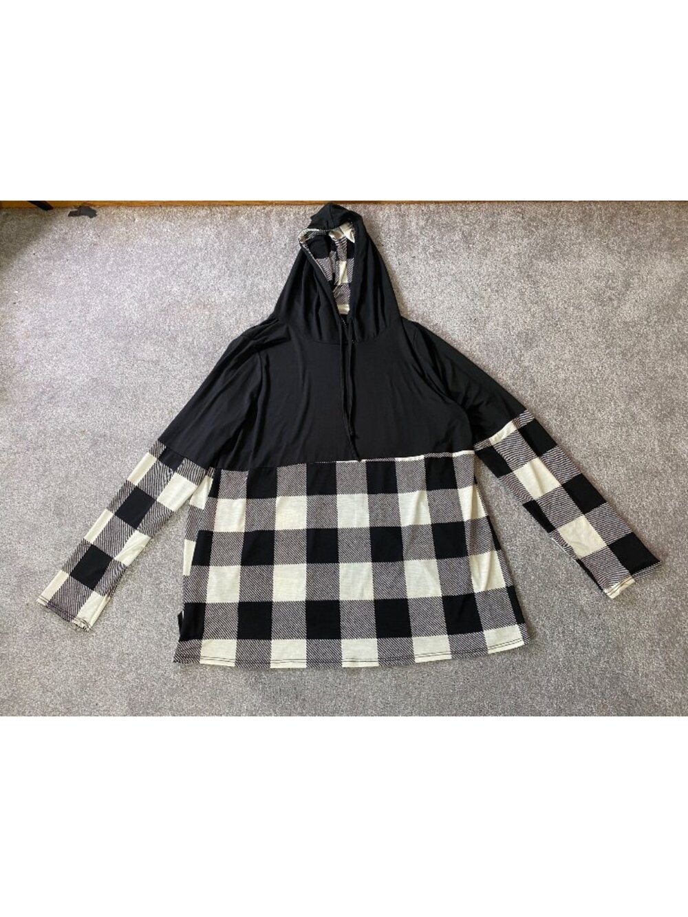 Sew In Love Black & White Buffalo Plaid Long Sleeve Hoodie Size XL